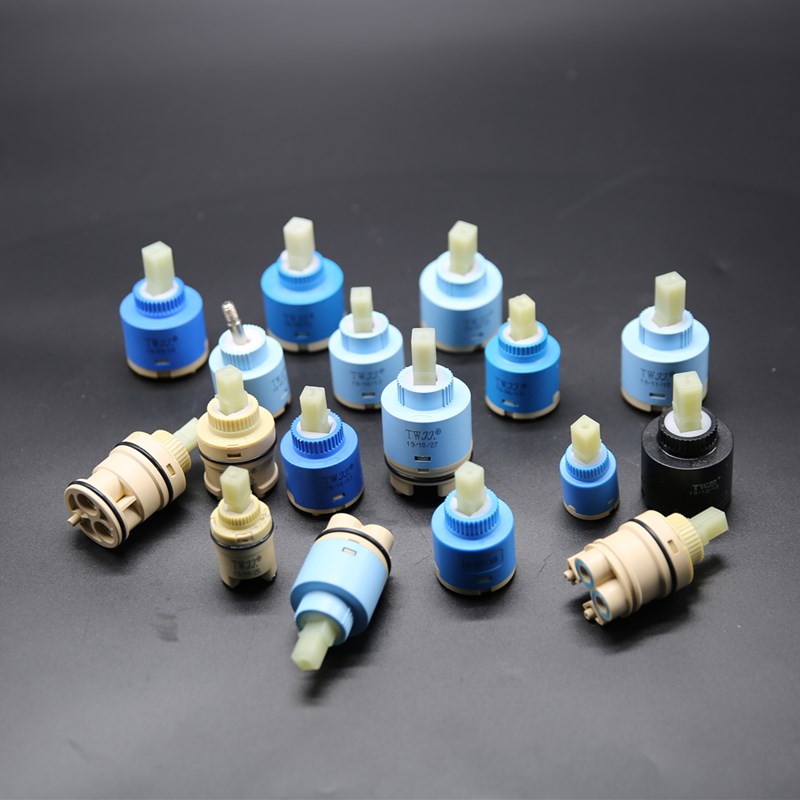 蛇口用混合スプールバルブ 25mm/35mm/40mm カー - Shower Valve Cartridge のレビューと価格
